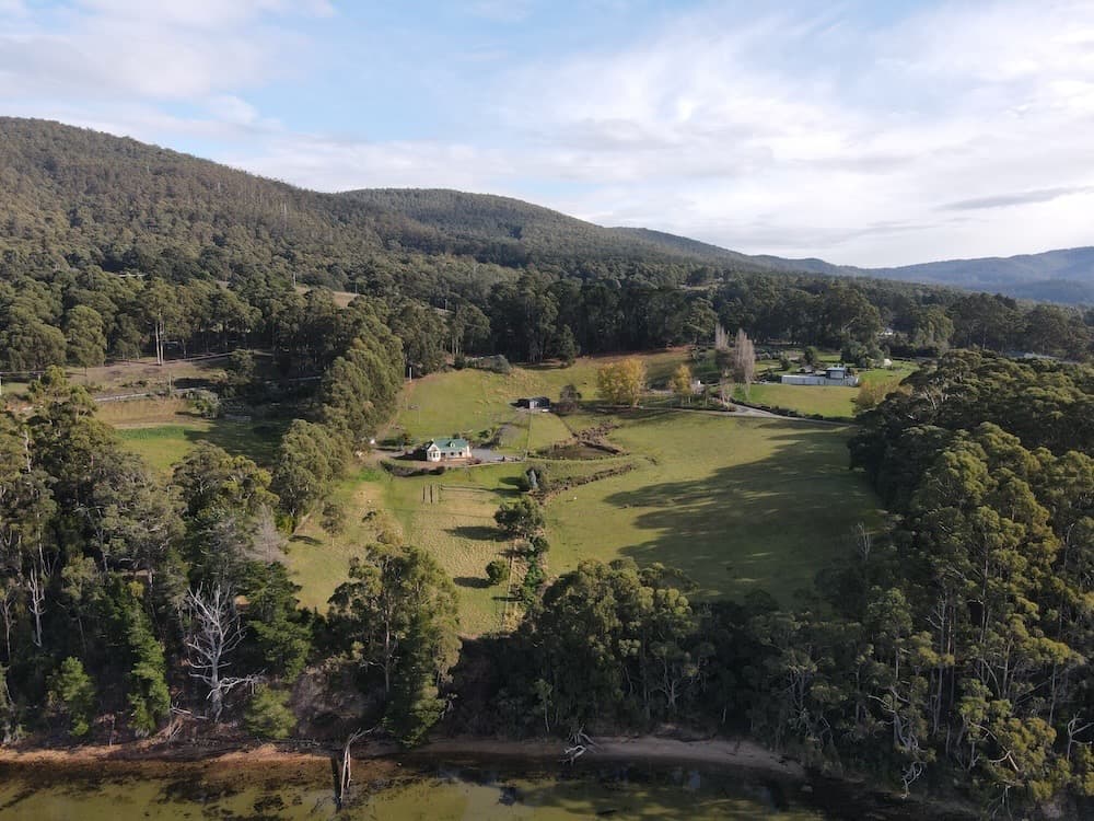 Photo gallery of The Cottage at Flowerpot — heritage holiday house Southern Tasmania